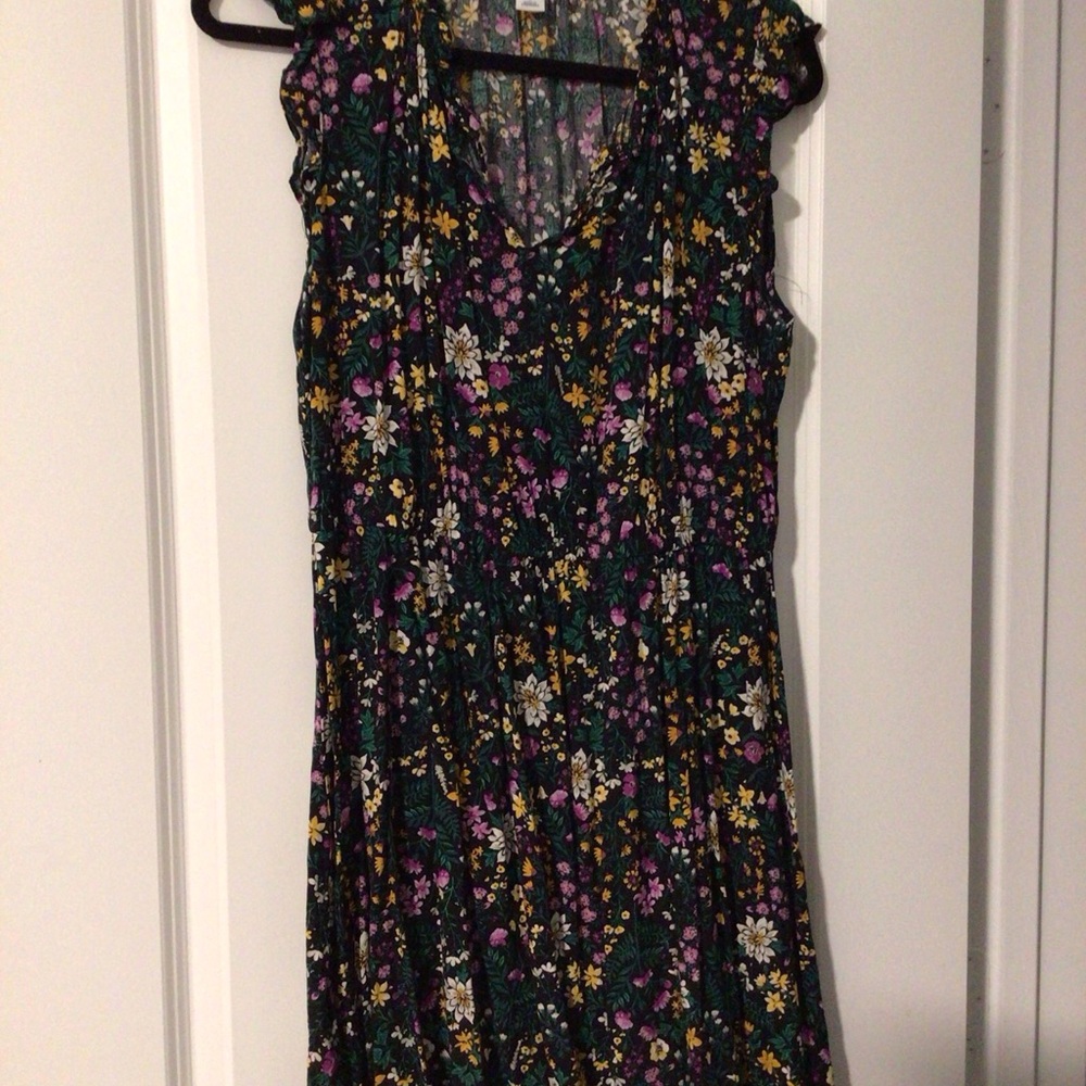Old Navy Floral Dress Sz L in EUC